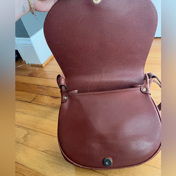 Vintage Ralph Lauren Leather Saddle Crossbody Bag with Brass Polo Player Clasp - Picture 6 of 10